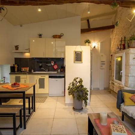 Maison 2 Pers. En Dordogne Avec Piscine Partagee, Terrasse Privative Et Equipements Complets - Fr-1-616-367