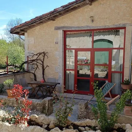 Feriehus Maison 2 Pers. En Dordogne Avec Piscine Partagee, Terrasse Privative Et Equipements Complets - Fr-1-616-367 *