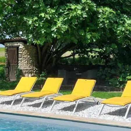 Maison 2 Pers. En Dordogne Avec Piscine Partagee, Terrasse Privative Et Equipements Complets - Fr-1-616-367 Feriehus